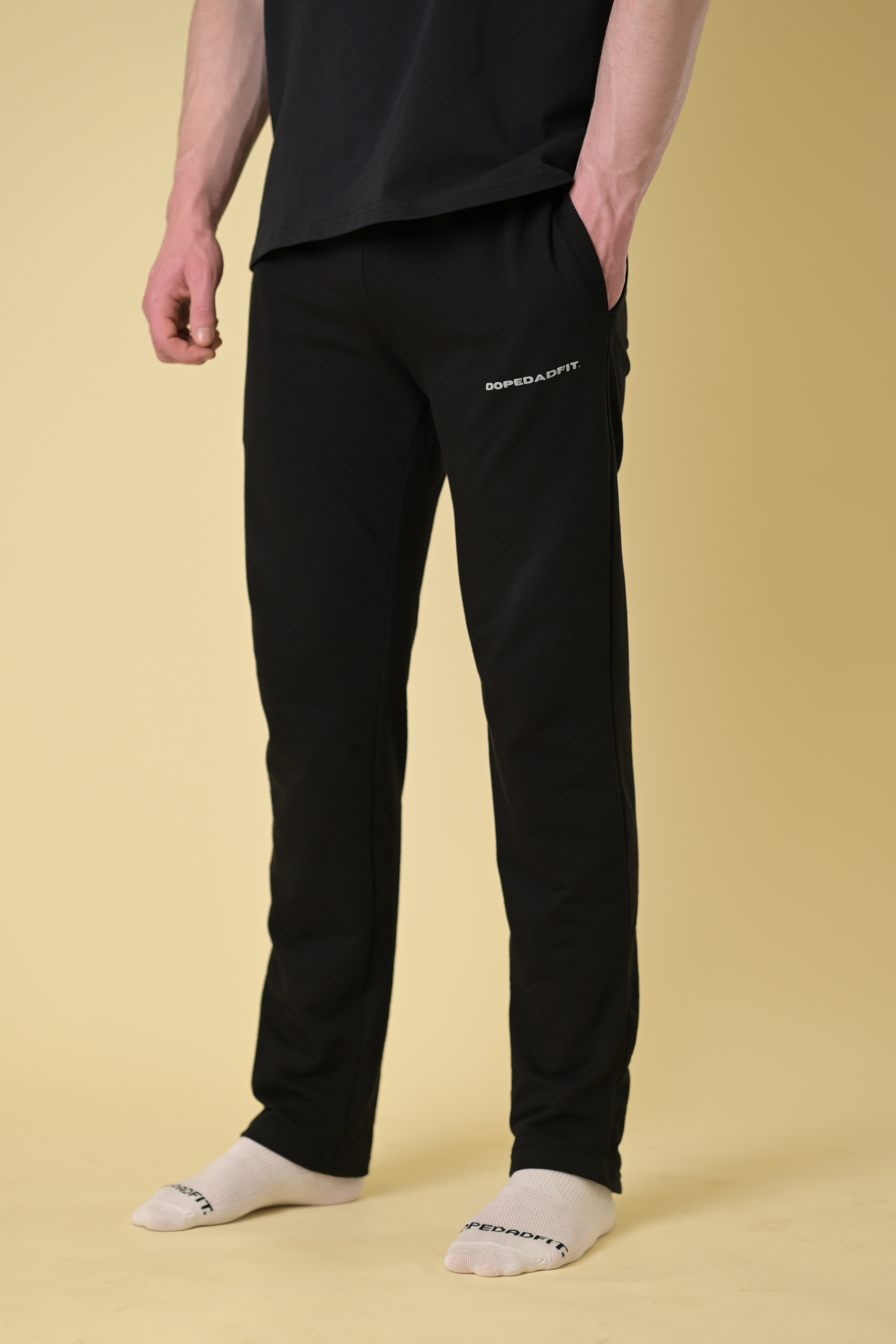 Straight Track Pants Black